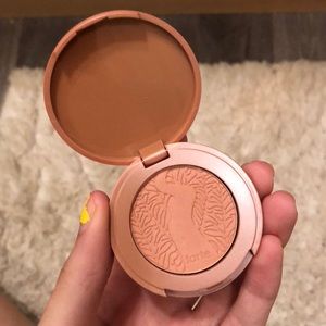 Tarte blush in paaarty